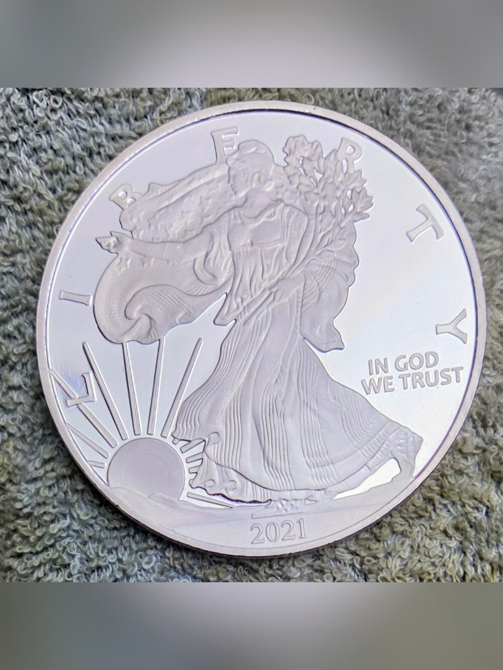 2021 American Eagle Design, 1/4 Pound .999 Fine Silver Bullion, 3 Troy Ounces